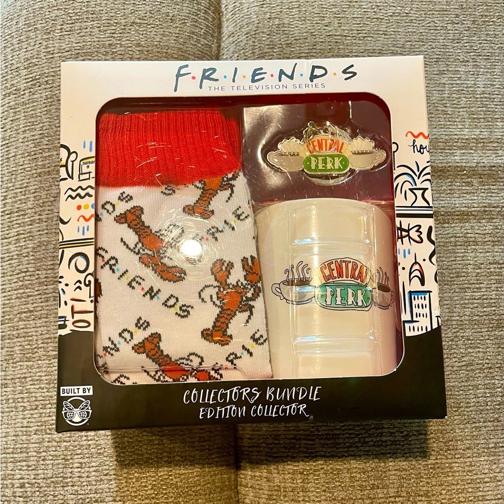 ‘FRIENDS’ collectors bundle edition